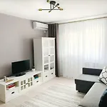 Mhc Quiet Deluxe Suite Near Downtown - Free Parking